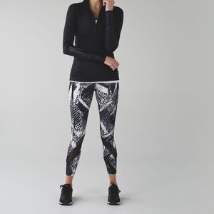 Lululemon Inspire II Cropped Leggings Full on Luxtreme Static Mist